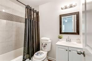 1738 Oak Hill Circle - Photo 10