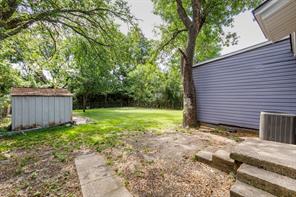 1738 Oak Hill Circle - Photo 16