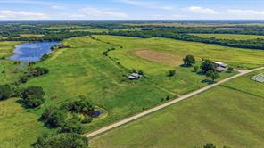 976 County Road 4070 - Photo 8