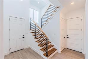 4319 Sylvester Street - Photo 4