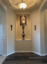 1005 Trailwood Drive - Photo 2
