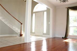11000 Breezewood Drive - Photo 5