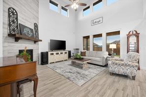 1904 Frediano Lane - Photo 9