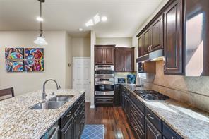 10082 Drawbridge Drive - Photo 7