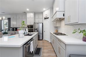 9108 Winding Creek Drive - Photo 11
