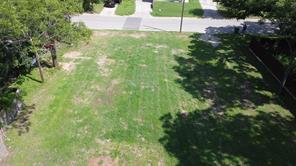 563 E Long Street - Photo 1