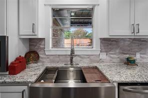 309 Gray Street - Photo 14