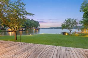 331 Spring Creek Drive - Photo 1