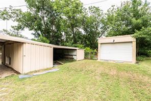 706 E Highway 82 - Photo 11