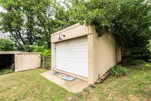706 E Highway 82 - Photo 13