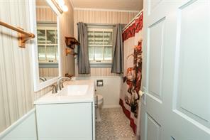 706 E Highway 82 - Photo 28