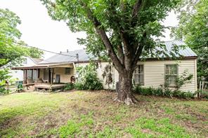 706 E Highway 82 - Photo 9