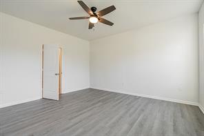 207 Young Street - Photo 11