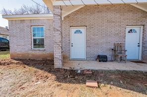 207 Young Street - Photo 2