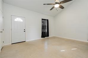 207 Young Street - Photo 8