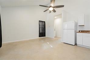 207 Young Street - Photo 9