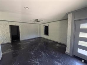 7148 Valleyview Drive - Photo 10