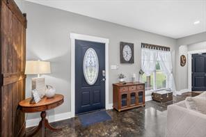 114 Lakewood Road - Photo 2