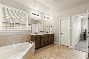 705 Challenger Drive - Photo 17