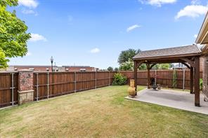 705 Challenger Drive - Photo 5