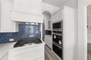 2406 Colonial Lane - Photo 11