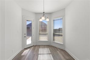 2406 Colonial Lane - Photo 12