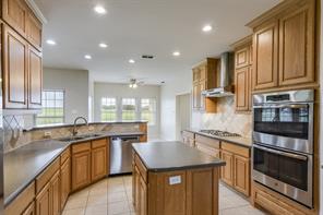 1066 West Road - Photo 11