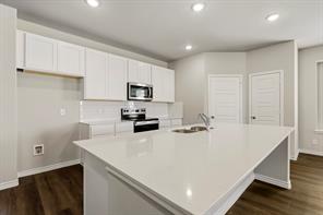1120 Runway Road - Photo 3