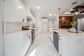 1103 Bandera Trail - Photo 12