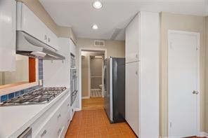 7735 Deer Trail Drive - Photo 11