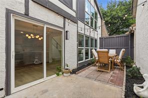 17118 Planters Row - Photo 10