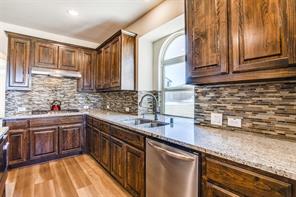 301 Calhoun Street - Photo 8