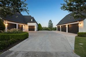 107 Brazos Court - Photo 2