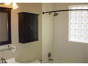 1122 N Zang Boulevard - Photo 5