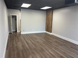 811 E Yellowjacket Lane - Photo 2