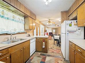 1081 Wright Street - Photo 12