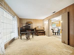 1081 Wright Street - Photo 9