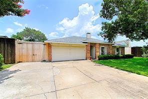 2511 Via Avenida - Photo 1