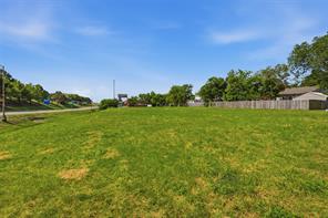 510 I-45 - Photo 13