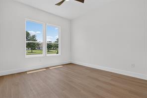 1008 Devonshire Drive N - Photo 24