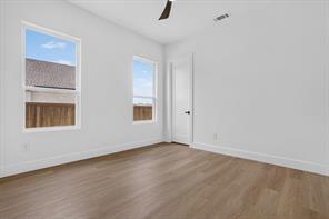 1008 Devonshire Drive N - Photo 25