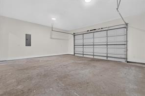 1008 Devonshire Drive N - Photo 32