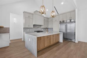 1008 Devonshire Drive N - Photo 7