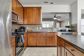 7004 Cotton Seed Drive - Photo 32