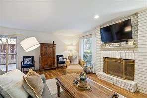 7623 Riverbrook Drive - Photo 4