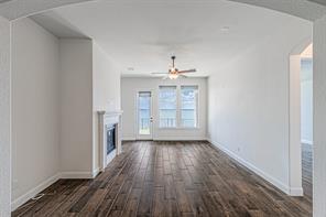 18140 Lakefront Court - Photo 11