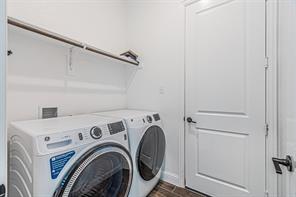 18140 Lakefront Court - Photo 34