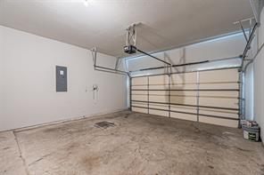 18140 Lakefront Court - Photo 35