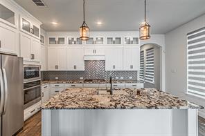 18140 Lakefront Court - Photo 5