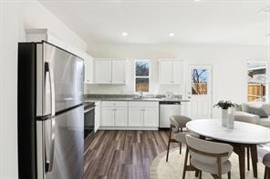 14205 Donahue Street - Photo 5